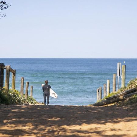 Resort Style Living With Pool, Tennis Court And Beach Avoca Beach Eksteriør bilde