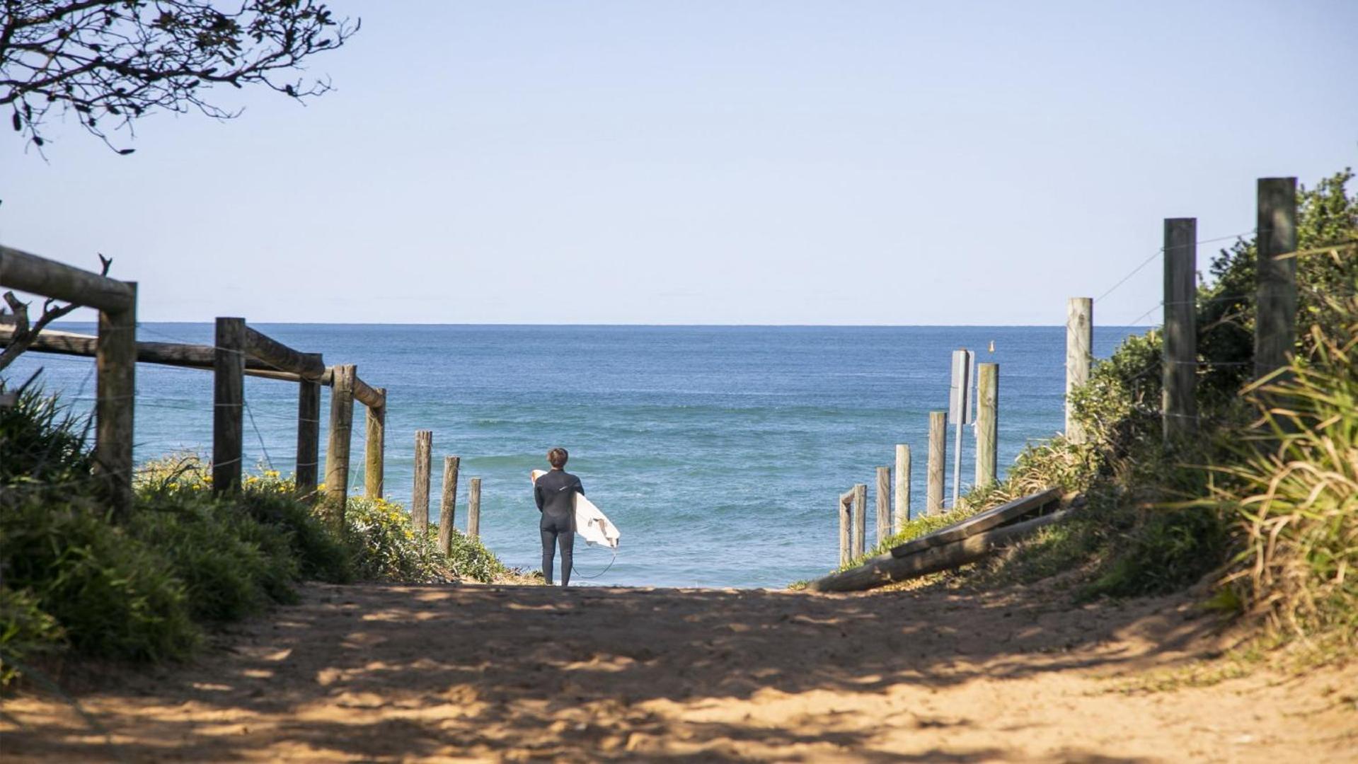 Resort Style Living With Pool, Tennis Court And Beach Avoca Beach Eksteriør bilde